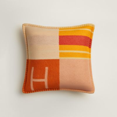 Casaque Rayee Horizontale pillow - Blue | Hermès Hong Kong SAR